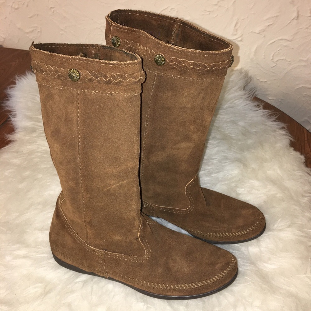 🍂🍁Minnetonka Boots!🍂🍁